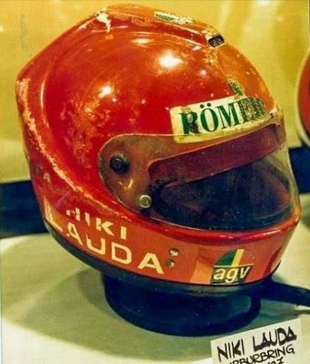 Niki Lauda X1 AGV Helmet (5)